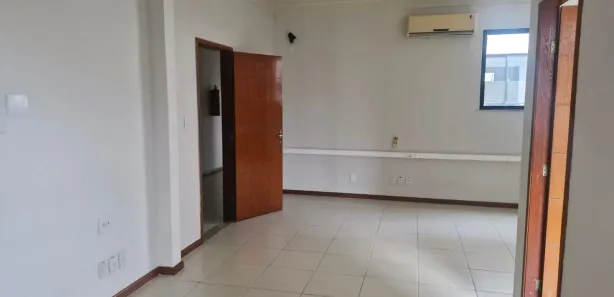 Andar / Laje corporativa à venda, 220m² no Centro, Niterói