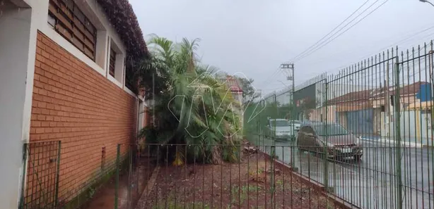 Terreno / Lote / Condomínio para alugar, 2616m² no Vila José Bonifácio, Araraquara