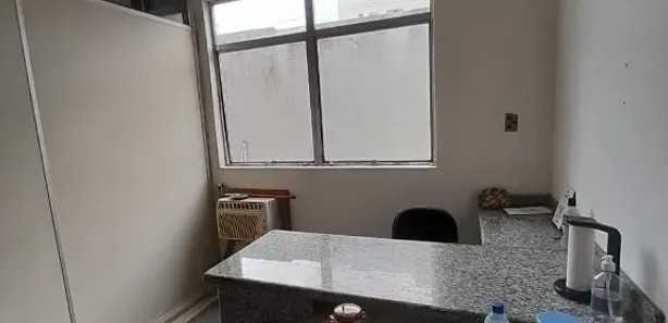 Conjunto Comercial / Sala para venda ou aluguel, 50m² no Centro, São Vicente