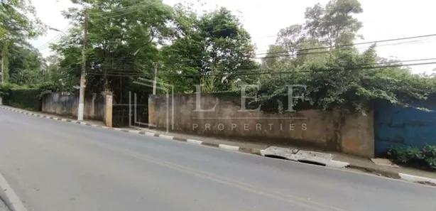 Fazenda / Sítio / Chácara para venda ou aluguel, 2532m² no Chácaras do Refúgio-Granja Viana, Cotia