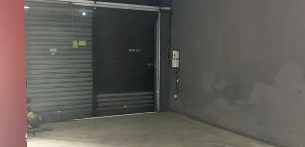 Galpão / Depósito / Armazém para alugar, 200m² no Pita, São Gonçalo