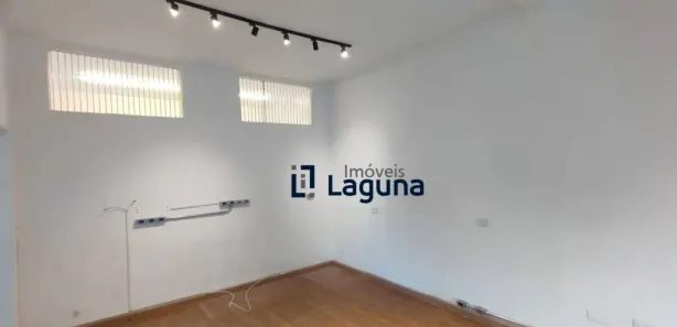 Casa Comercial para alugar, 100m² no Santa Maria, São Caetano do Sul