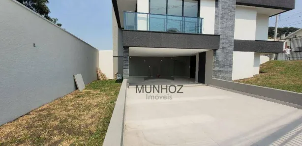 Sobrado com 3 Quartos à venda, 194m² no Ahú, Curitiba
