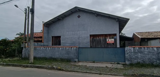 Galpão / Depósito / Armazém à venda, 200m² no Centro, Barra Velha