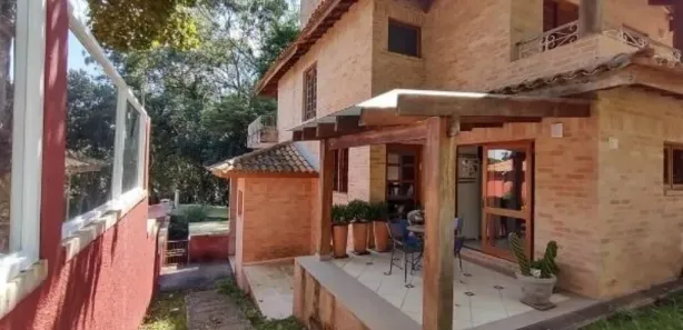Casa de Condomínio com 3 Quartos à venda, 500m² no Chácara dos Lagos, Carapicuíba