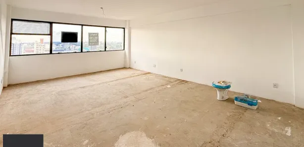 Conjunto Comercial / Sala à venda, 44m² no Centro, Canoas