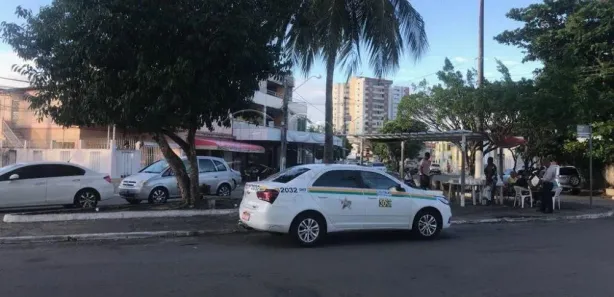 Prédio Inteiro à venda, 254m² no São José, Aracaju