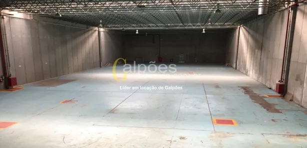 Galpão / Depósito / Armazém para alugar, 1500m² no Santa Fé, Osasco