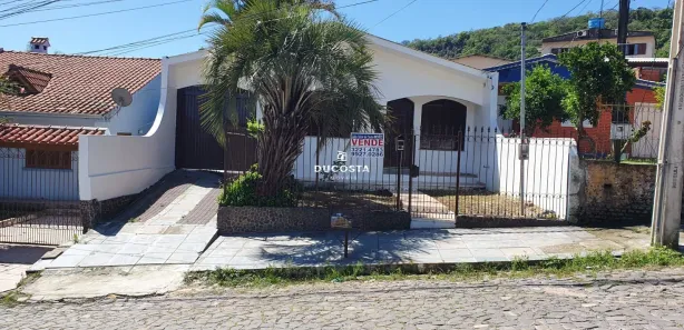Casa com 4 Quartos à venda, 125m² no Itararé, Santa Maria
