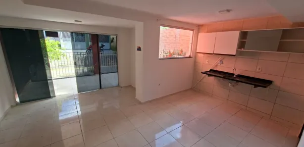 Casa de Condomínio com 2 Quartos para alugar, 150m² no Ponta Negra, Natal