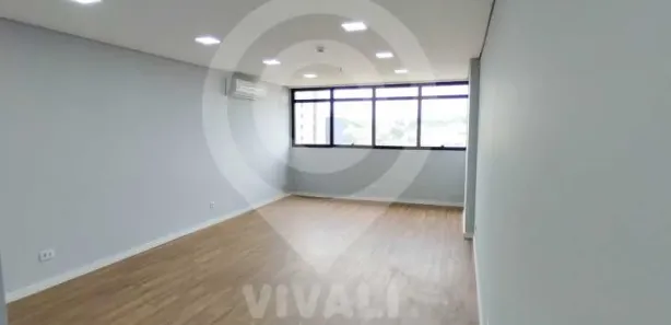 Conjunto Comercial / Sala para alugar, 37m² no Vila Brasileira, Itatiba