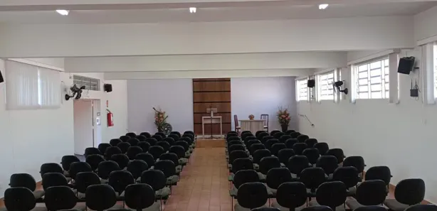 Loja / Salão / Ponto Comercial com 1 Quarto à venda, 187m² no Santa Maria, Uberaba