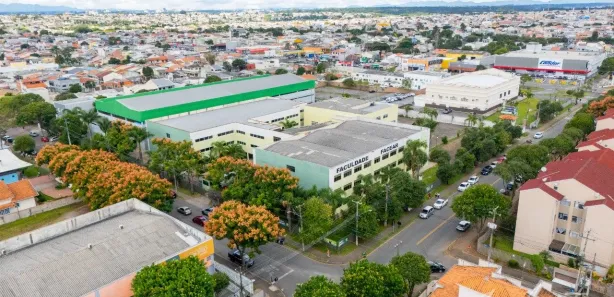 Prédio Inteiro à venda, 17469m² no Sítio Cercado, Curitiba