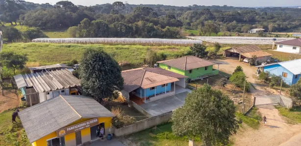 Fazenda / Sítio / Chácara com 2 Quartos à venda, 650m² no Campo Largo da Roseira, São José dos Pinhais