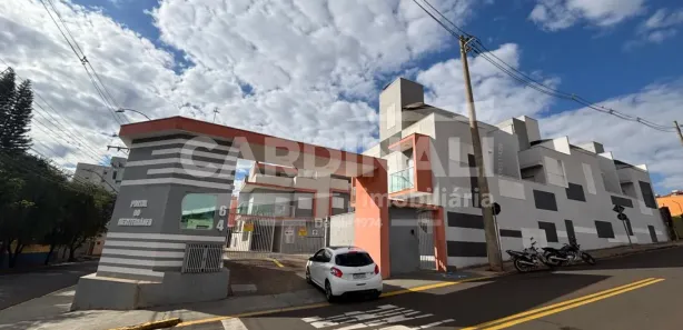 Casa de Condomínio com 3 Quartos para alugar, 167m² no Jardim São Carlos, São Carlos