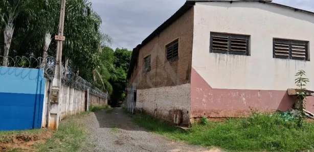 Galpão / Depósito / Armazém à venda, 2139m² no Bela Vista, Paulínia