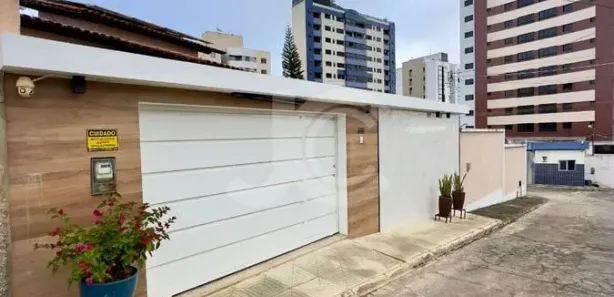 Casa de Condomínio com 3 Quartos à venda, 300m² no Candeias, Vitória da Conquista
