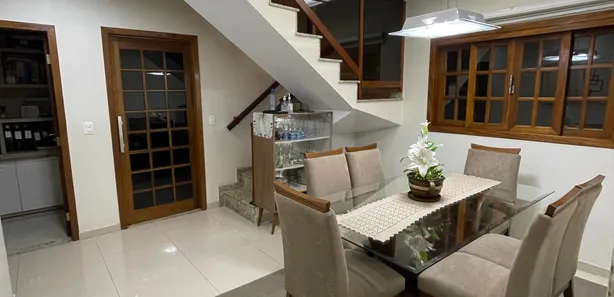 Sobrado com 3 Quartos à venda, 270m² no Bocaina, Ribeirão Pires