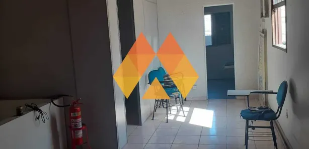 Loja / Salão / Ponto Comercial para alugar, 120m² no Centro, Macaé