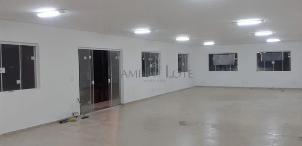 Conjunto Comercial / Sala com 4 Quartos à venda, 214m² no Jardim Nova América, Hortolândia