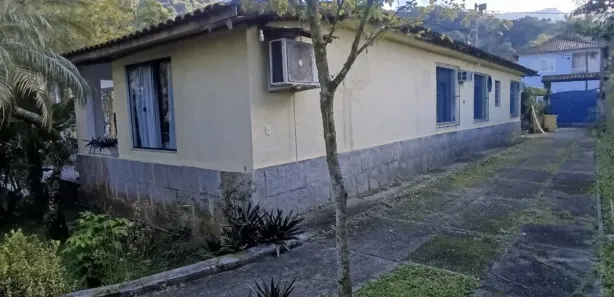 Hotel / Motel / Pousada com 20 Quartos à venda, 860m² no Centro, Guapimirim