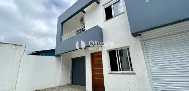 Casa de Condomínio com 2 Quartos à venda, 82m² no Tomazetti, Santa Maria