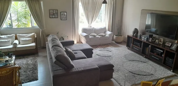 Casa de Condomínio com 4 Quartos à venda, 272m² no Jardim Indaiá, Embu das Artes