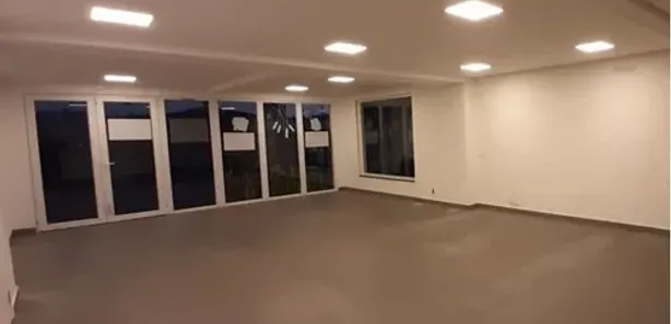 Loja / Salão / Ponto Comercial para alugar, 110m² no Região Central, Caieiras