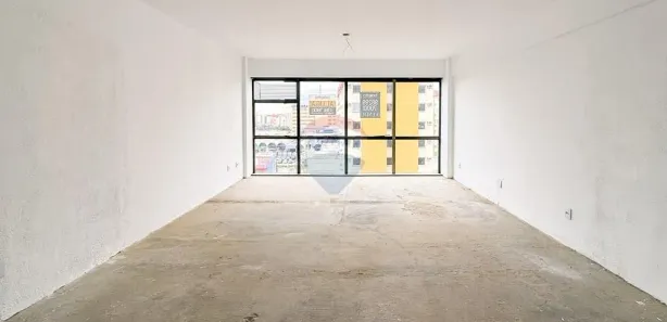 Conjunto Comercial / Sala à venda, 45m² no Centro, Canoas