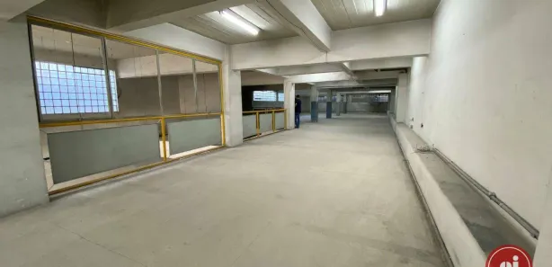 Loja / Salão / Ponto Comercial à venda, 760m² no , Betim