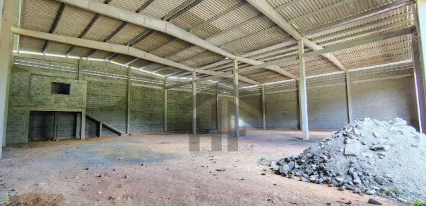 Galpão / Depósito / Armazém para alugar, 360m² no Abc, Moreno
