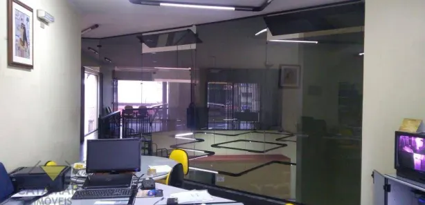 Prédio Inteiro à venda, 600m² no Centro, Arujá
