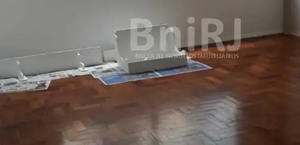 Kitnet à venda, 21m² no Centro, Petrópolis