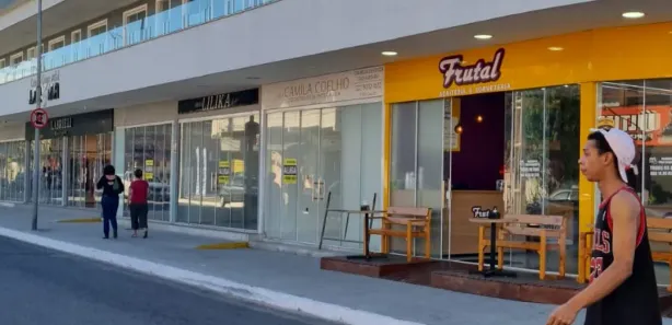 Loja / Salão / Ponto Comercial para alugar, 35m² no Palmeiras, Cabo Frio
