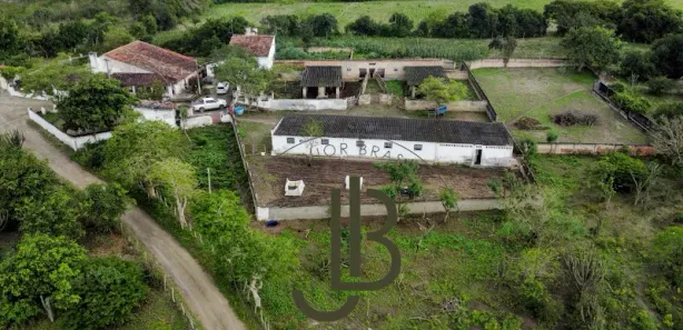 Fazenda / Sítio / Chácara com 4 Quartos à venda, 180m² no , Areial