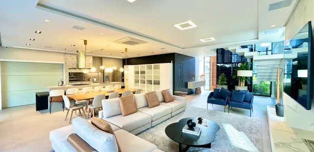 Casa de Condomínio com 3 Quartos à venda, 382m² no Marechal Rondon, Canoas