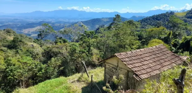 Fazenda / Sítio / Chácara com 1 Quarto à venda, 290000m² no , Rio Bonito
