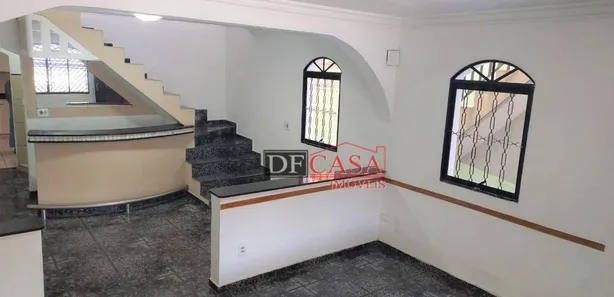 Sobrado com 3 Quartos à venda, 153m² no Jardim Tietê, São Paulo