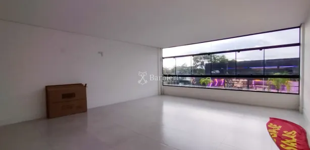Conjunto Comercial / Sala para alugar, 55m² no Do Salto, Blumenau