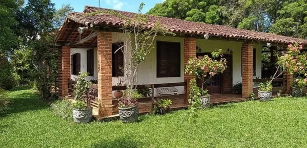 Fazenda / Sítio / Chácara com 4 Quartos à venda, 200m² no Bela Vista, Rio Bonito