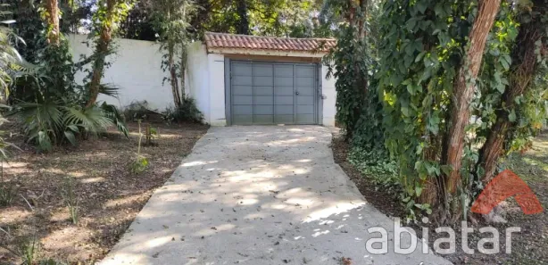 Fazenda / Sítio / Chácara com 4 Quartos à venda, 3000m² no Potuverá, Itapecerica da Serra