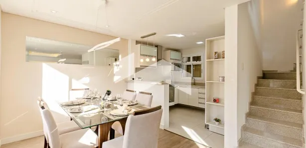 Casa de Condomínio com 3 Quartos para alugar, 94m² no Barreirinha, Curitiba