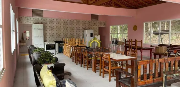 Fazenda / Sítio / Chácara com 3 Quartos à venda, 300m² no Granjas Urupes, Arujá