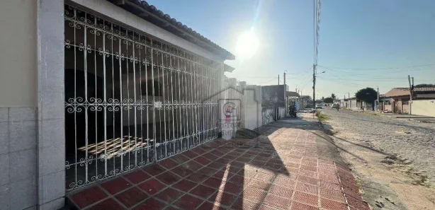 Casa com 4 Quartos à venda, 200m² no Potengi, Natal