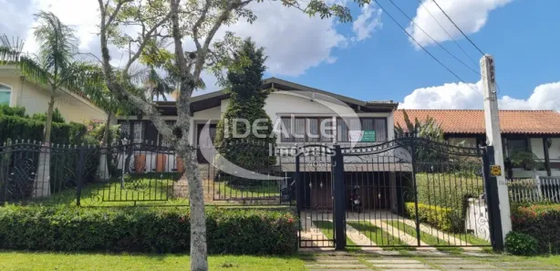 Casa com 4 Quartos para alugar, 307m² no Jardim Social, Curitiba