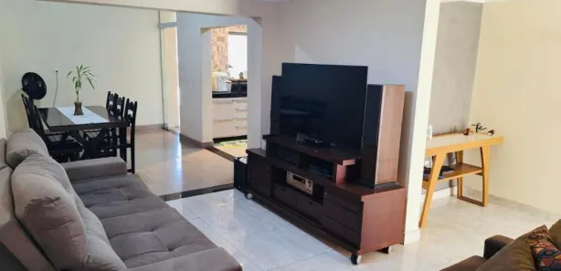 Casa com 3 Quartos à venda, 108m² no Cecap, Taubaté