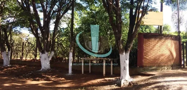 Fazenda / Sítio / Chácara com 3 Quartos para venda ou aluguel, 9693m² no Parque Tropical, Araraquara