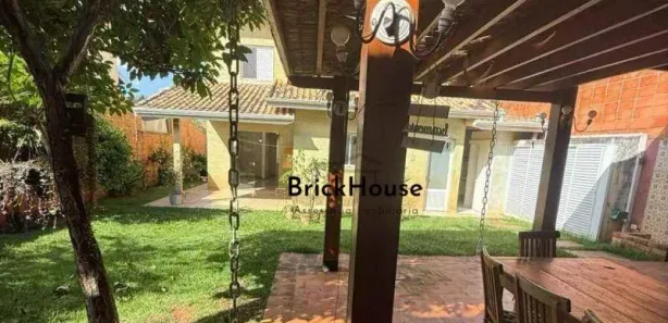 Casa de Condomínio com 3 Quartos para alugar, 200m² no Bairro do Cambará, São Roque