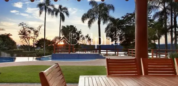 Fazenda / Sítio / Chácara com 7 Quartos à venda, 1200m² no Ibiúna, Ibiúna