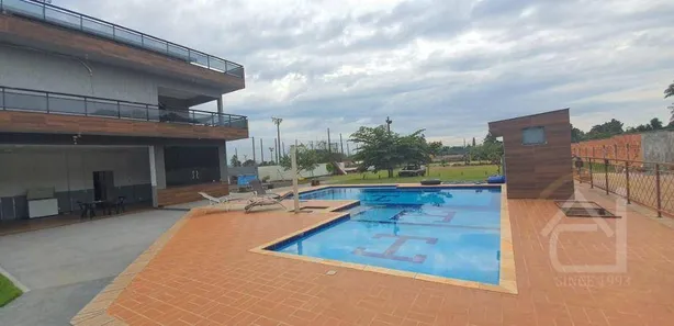 Fazenda / Sítio / Chácara com 5 Quartos à venda, 668m² no Chácara Santa Maria, Cambé